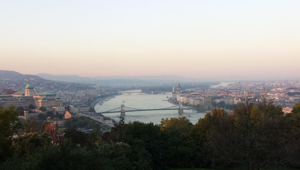 Great Buda Apartman Budapesta Exterior foto